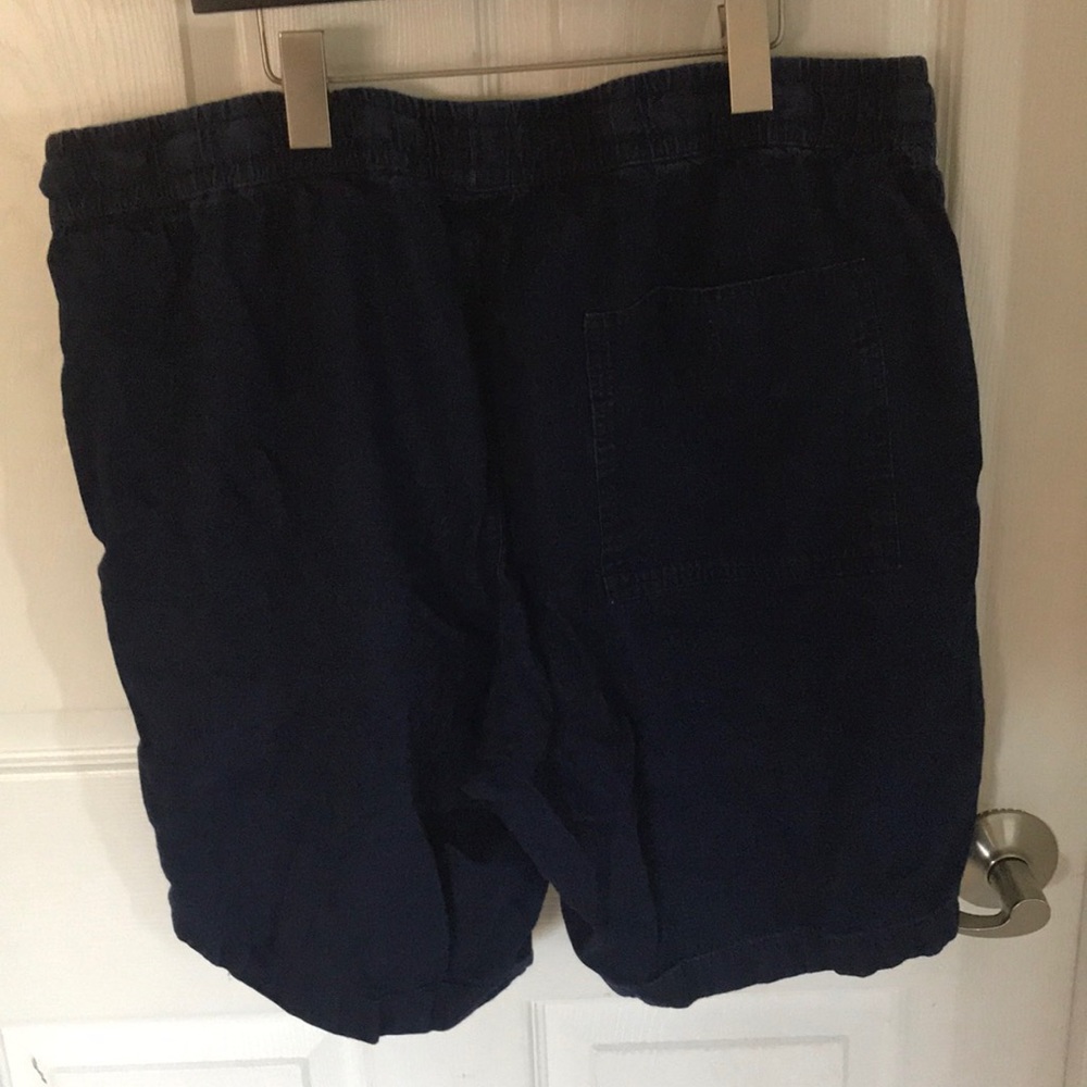 I own too many clothes - Picture 2 of 2